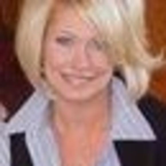 Meet your Posher, Holly - Picture 1 of 1